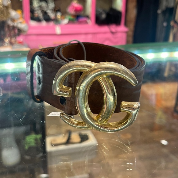 Gucci Accessories Vintage 7s Brown Leather And Gold Gucci Belt 375
